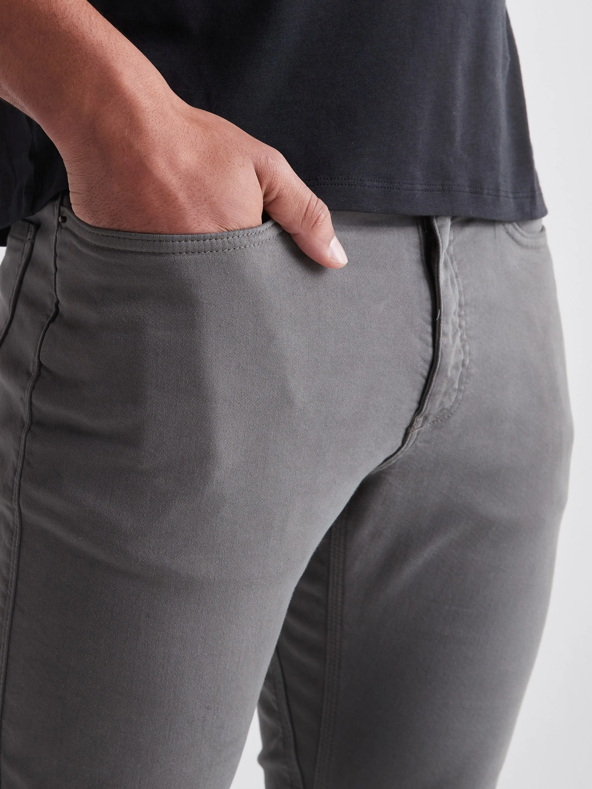 Duer Mens No Sweat Relaxed Taper Pants - Image 23