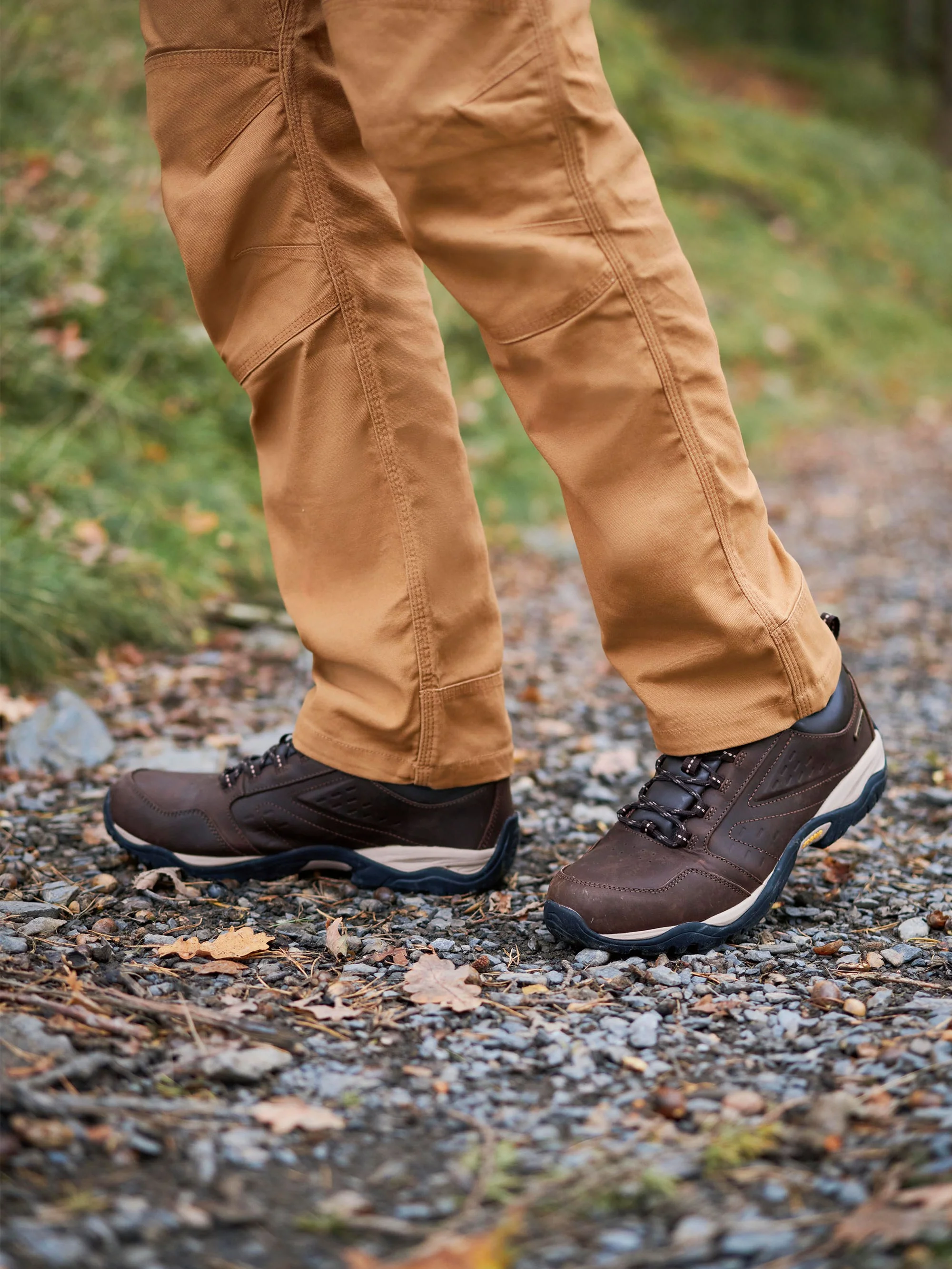 EMS Pioneer Men’s Waterproof Extreme IsoGrip Leather Walking Shoe - Image 10