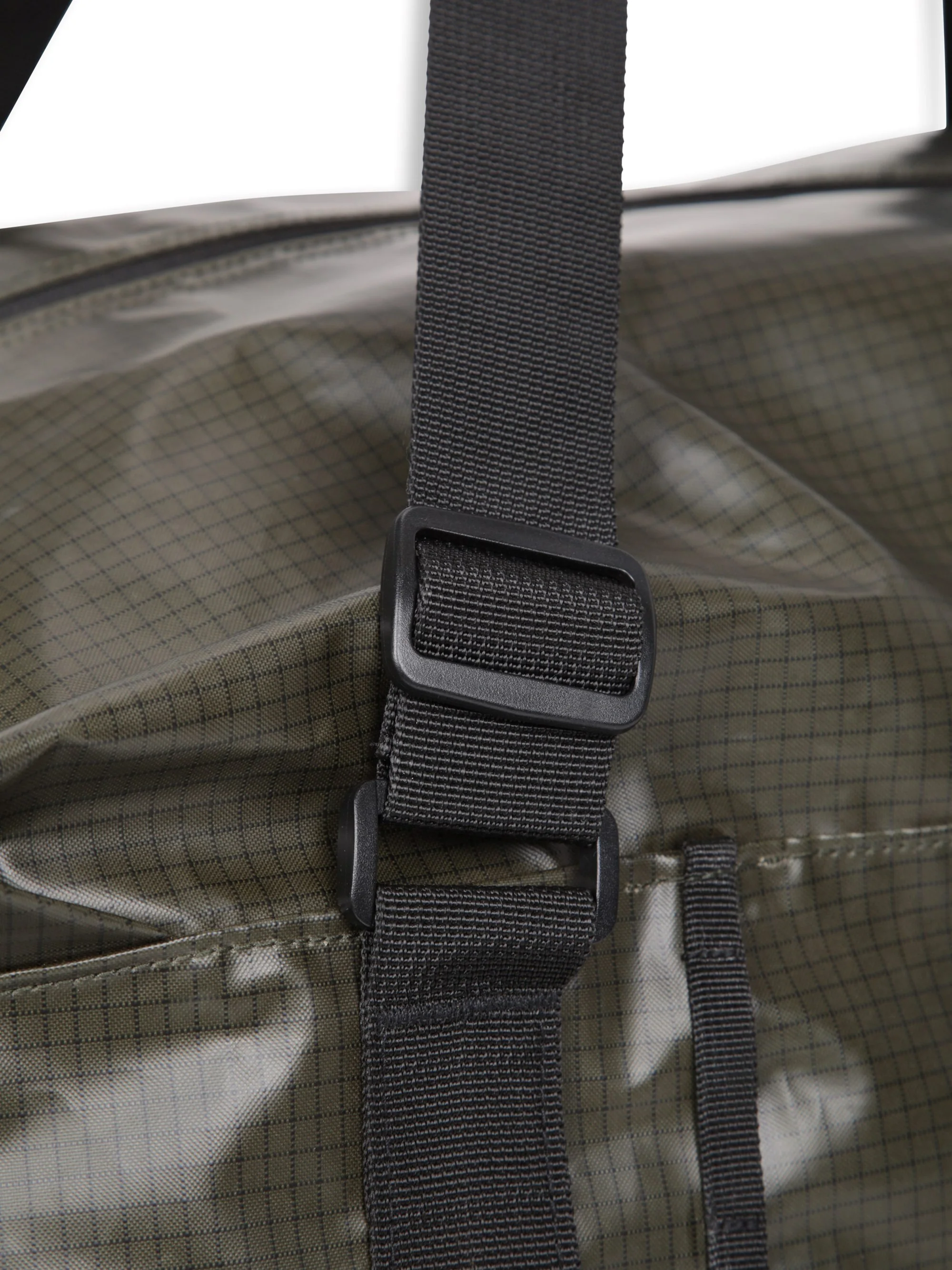 EMS Rove Packable Holdall 85L Bag - Image 6