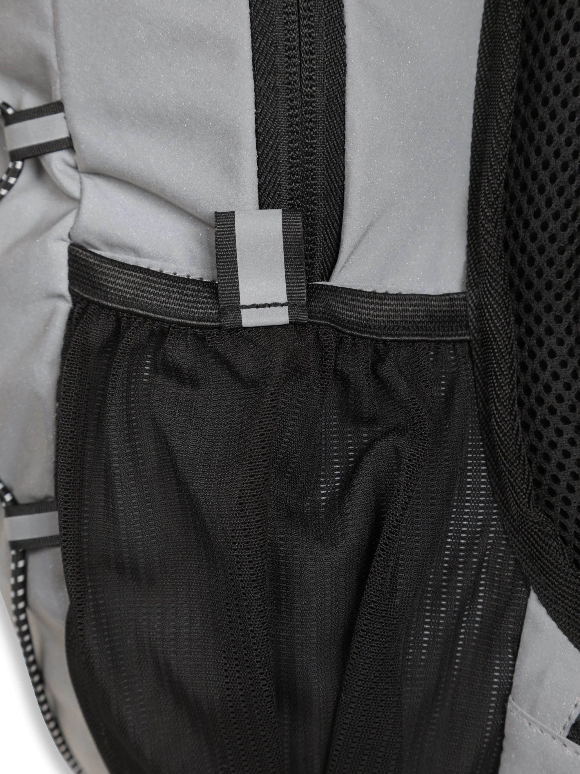 EMS Track Reflective Hydro Bag 6L - Image 11