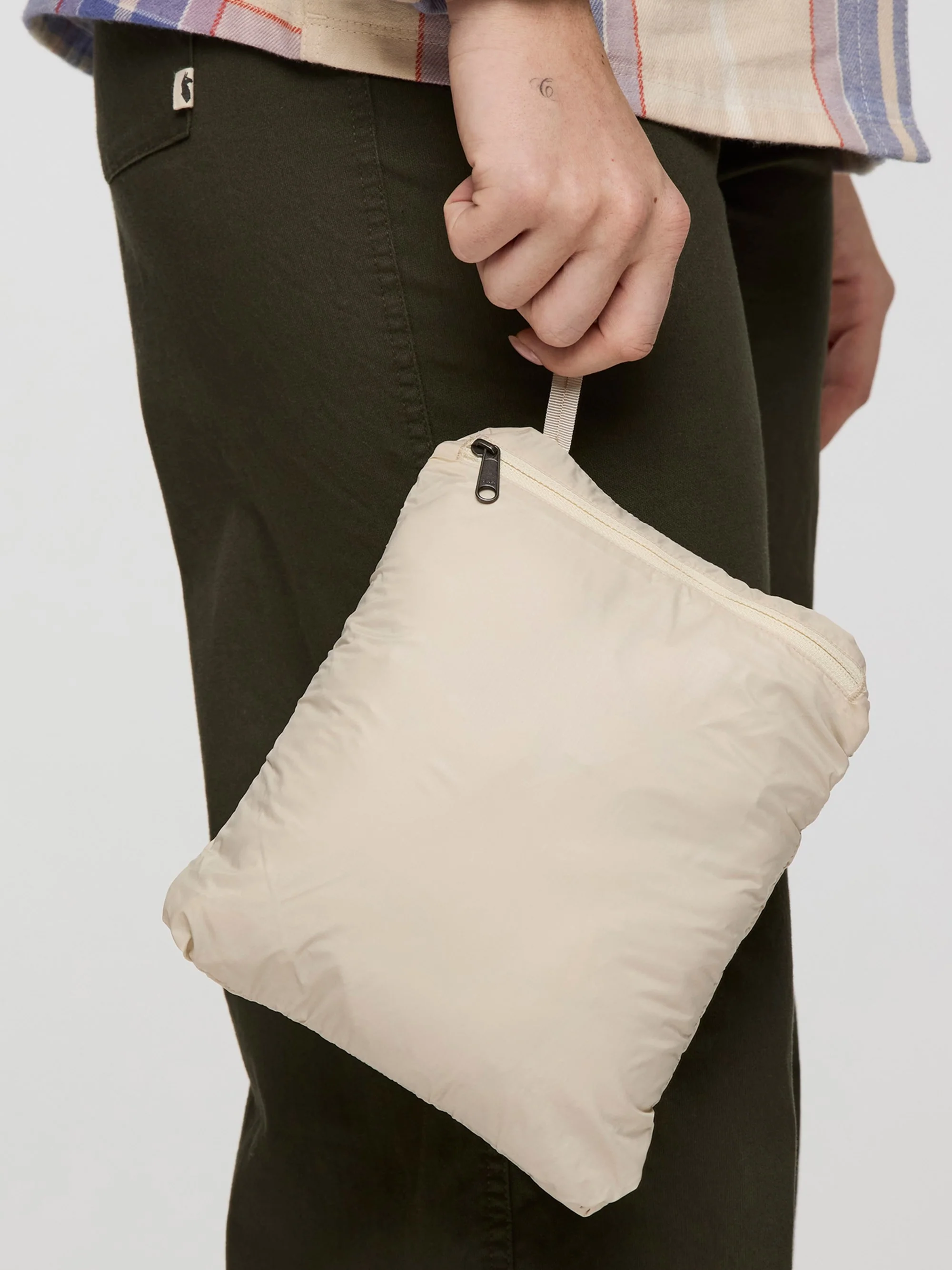 Fuego Womens Down Vest - Image 7